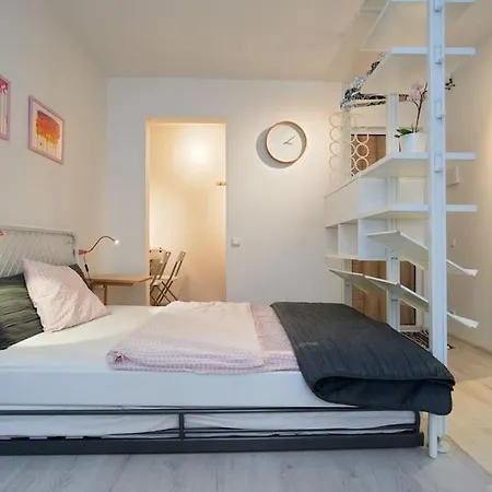 Appartement ☆ Perfect Spot ☆ Everywhere In 10 Min. *